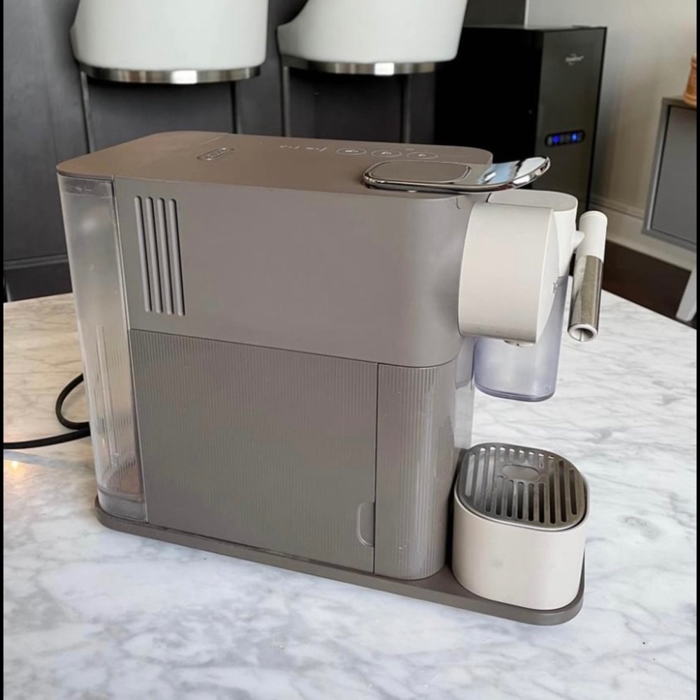 Nespresso Machine - Picture 2 of 2